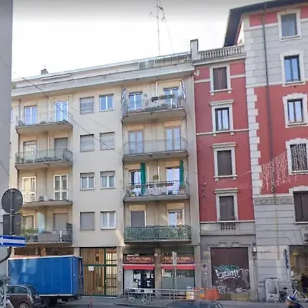 Dergano Bilocale Luminoso Vicino Metro M3 شقة